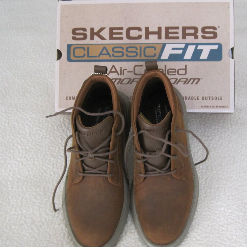 NEW  Skechers Men's Garza-Fontaine Brown Leather Chukka Boots Men's Size 10.5